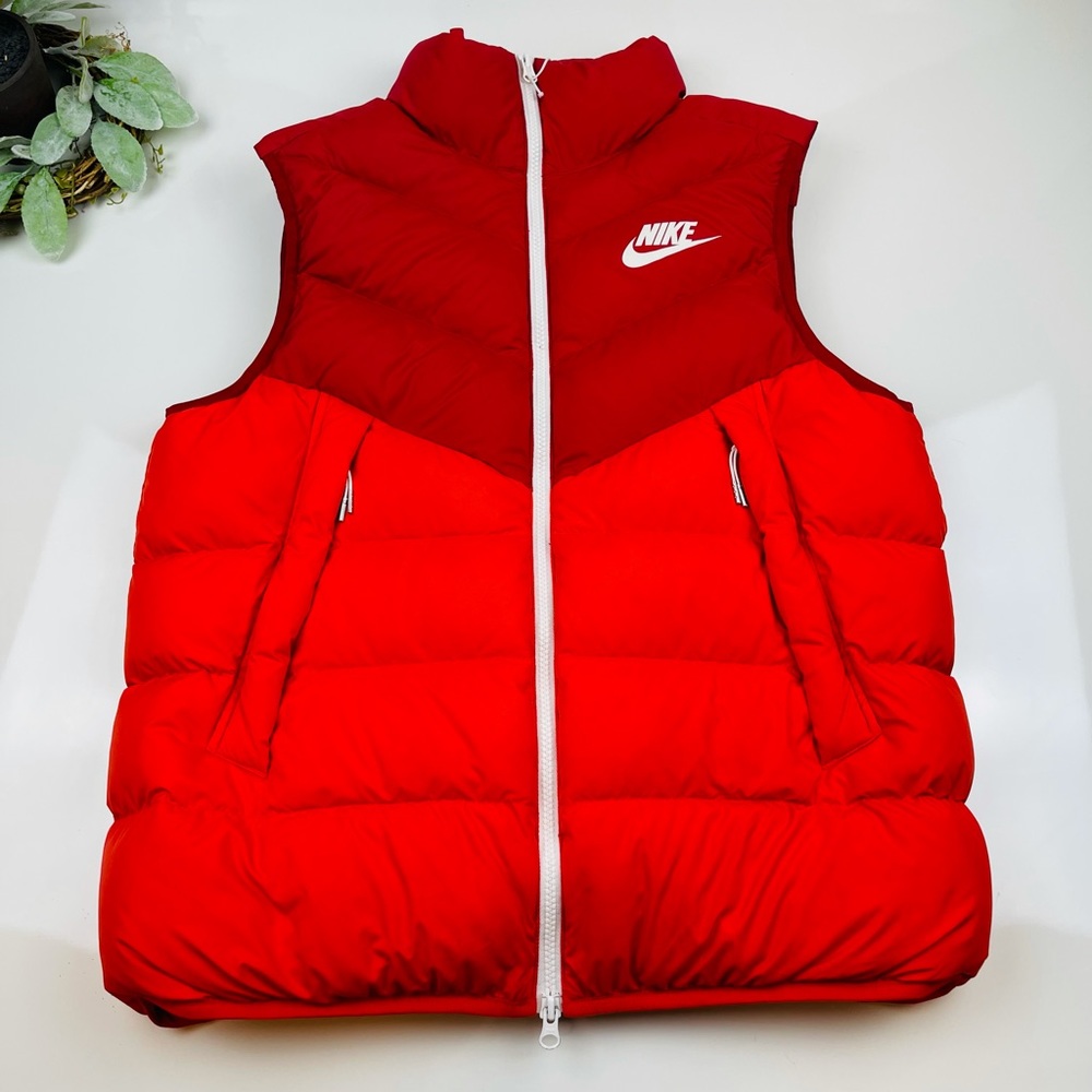Nike Down Windrunner Vest size Large